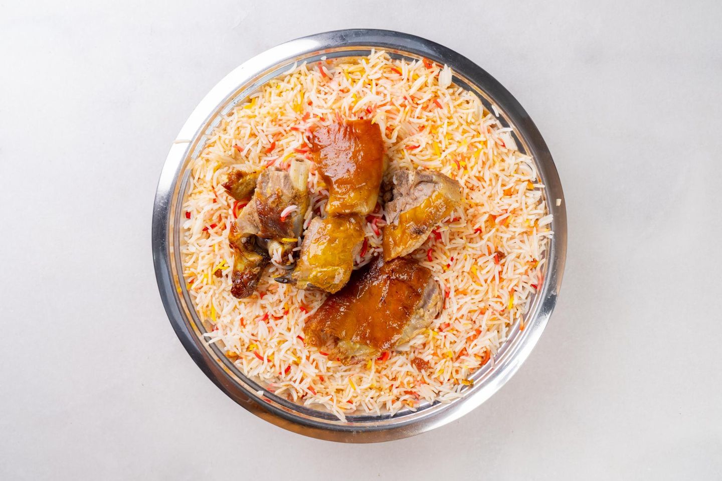 نفر خروف مشوي أرز الشيف