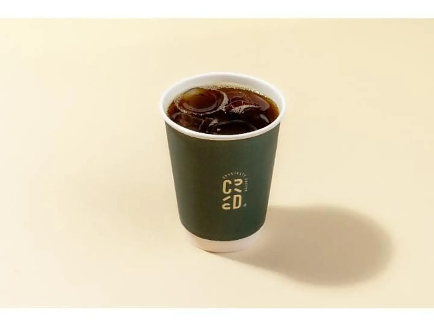 قهوة مقطرة بارد