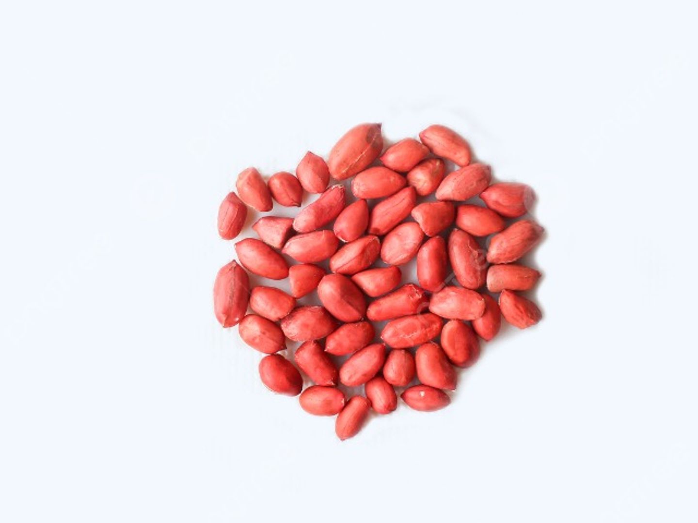 Raw Red Peanuts