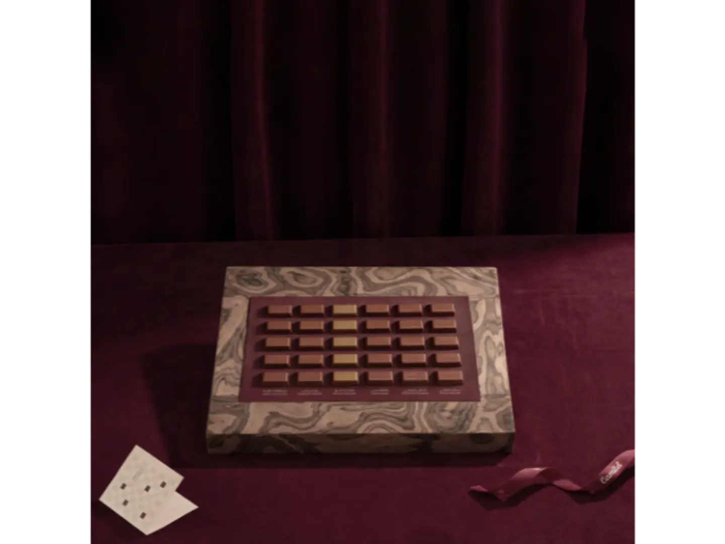 صينية خشب من كاميلا - صغيرة