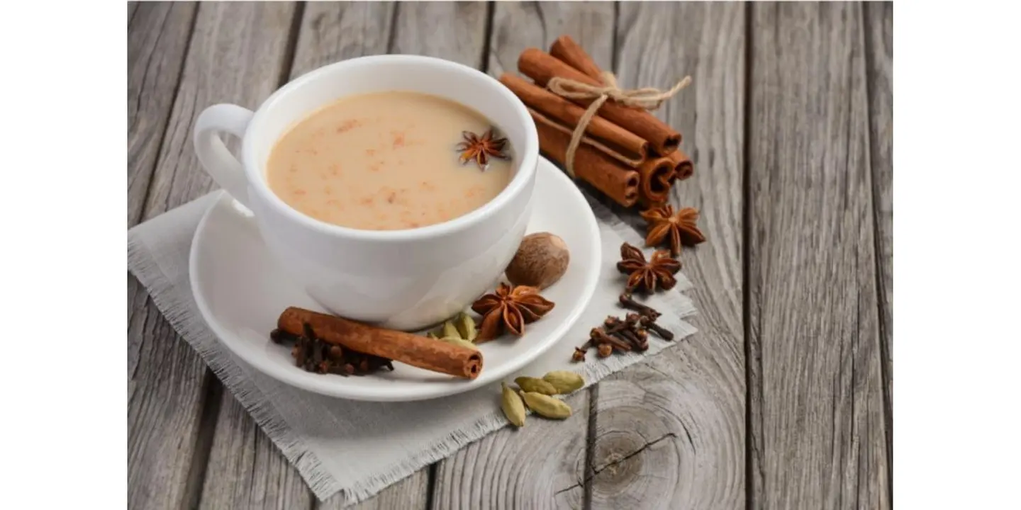 شاي مع الحليب