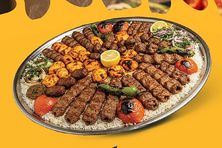 مشاوي مشكلة حلبية مع أرز - صحن كبير