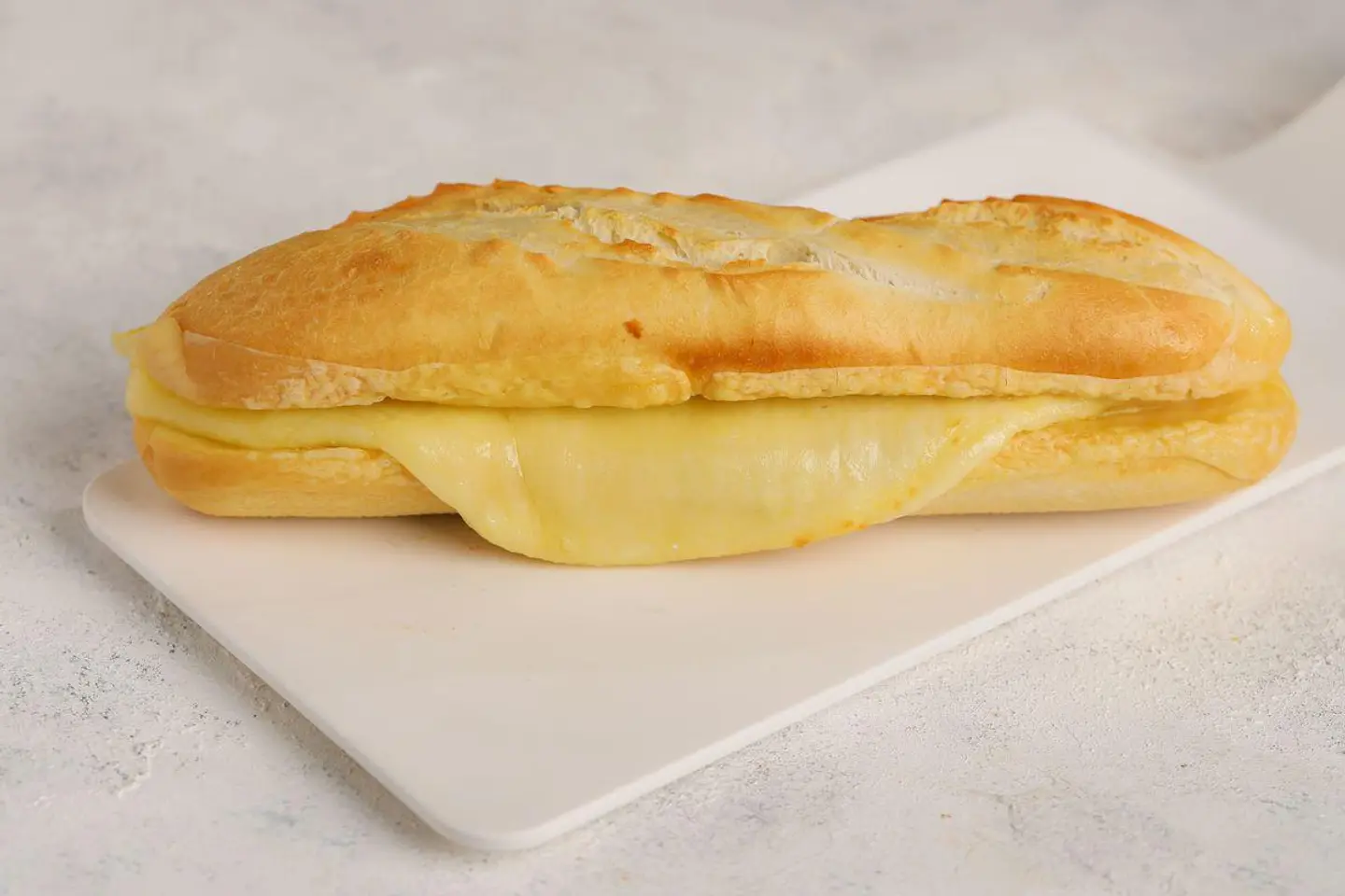 ساندوتش جبنة شيدر