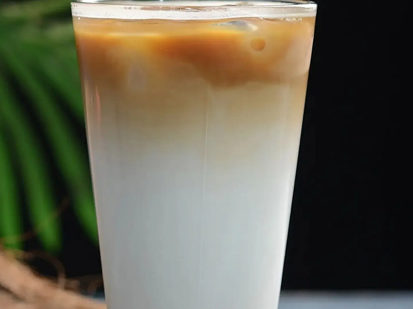 لاتيه زعفران