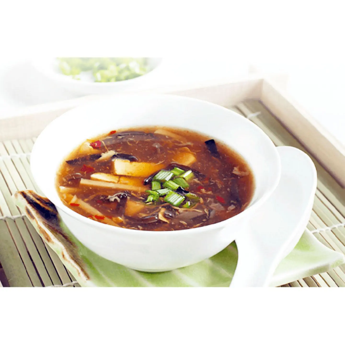 شوربة حارة وحامضة