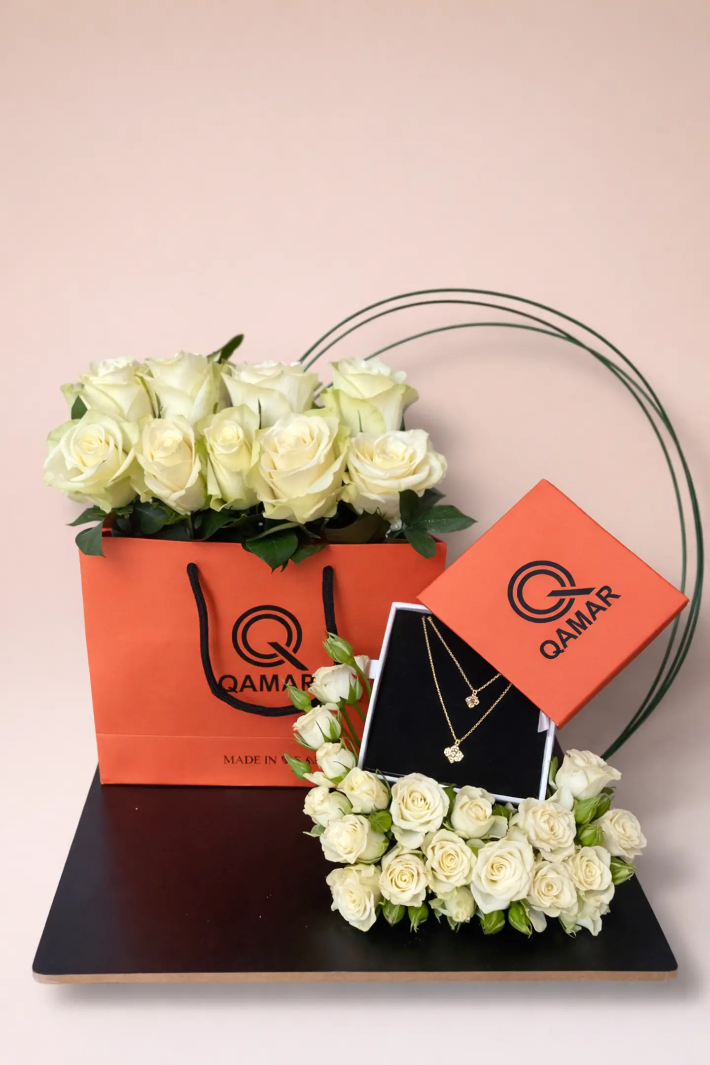 Necklace Arrangement With Roses 9