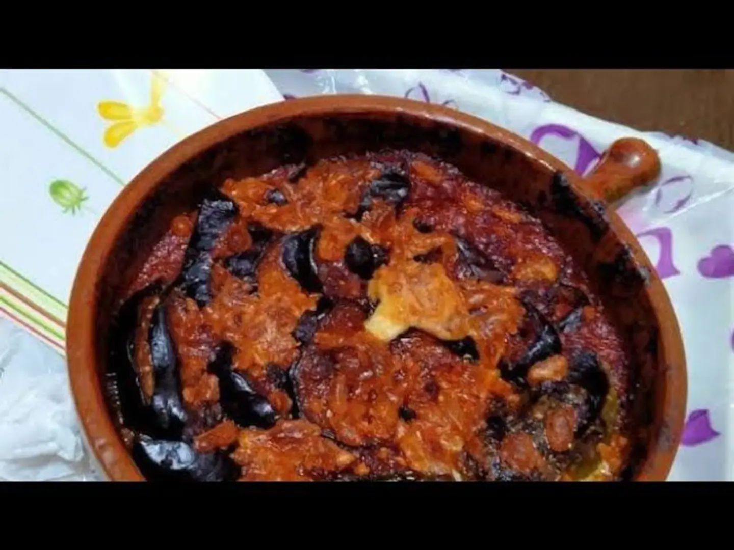 طاجن مسقعه باللحم المفروم