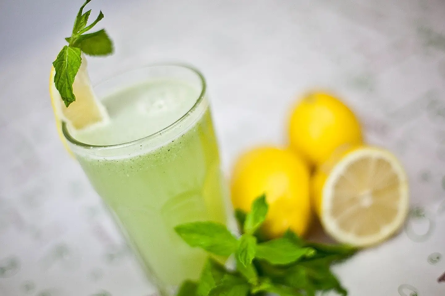 ليمون مع نعناع