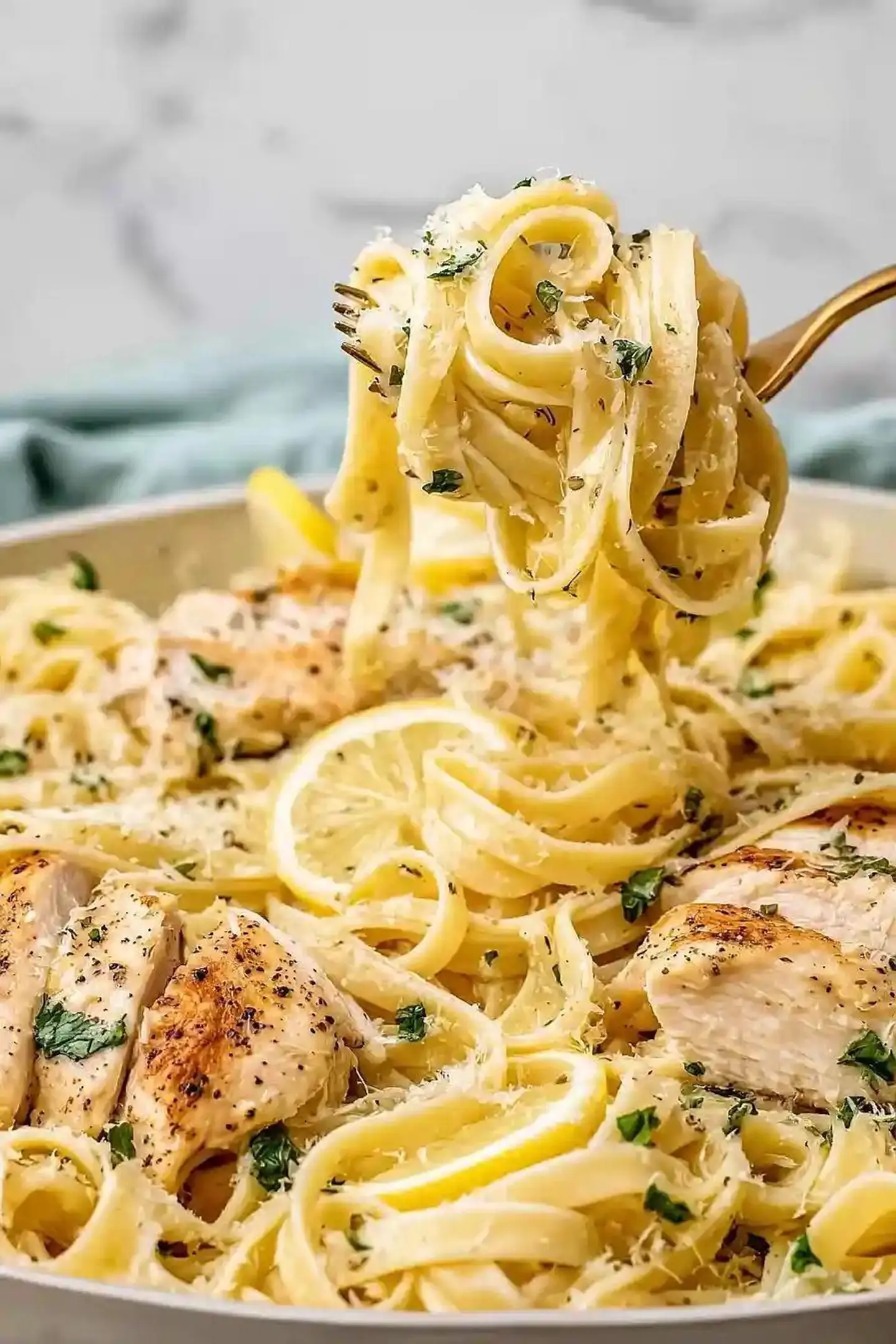 Fettuccine Alfredo