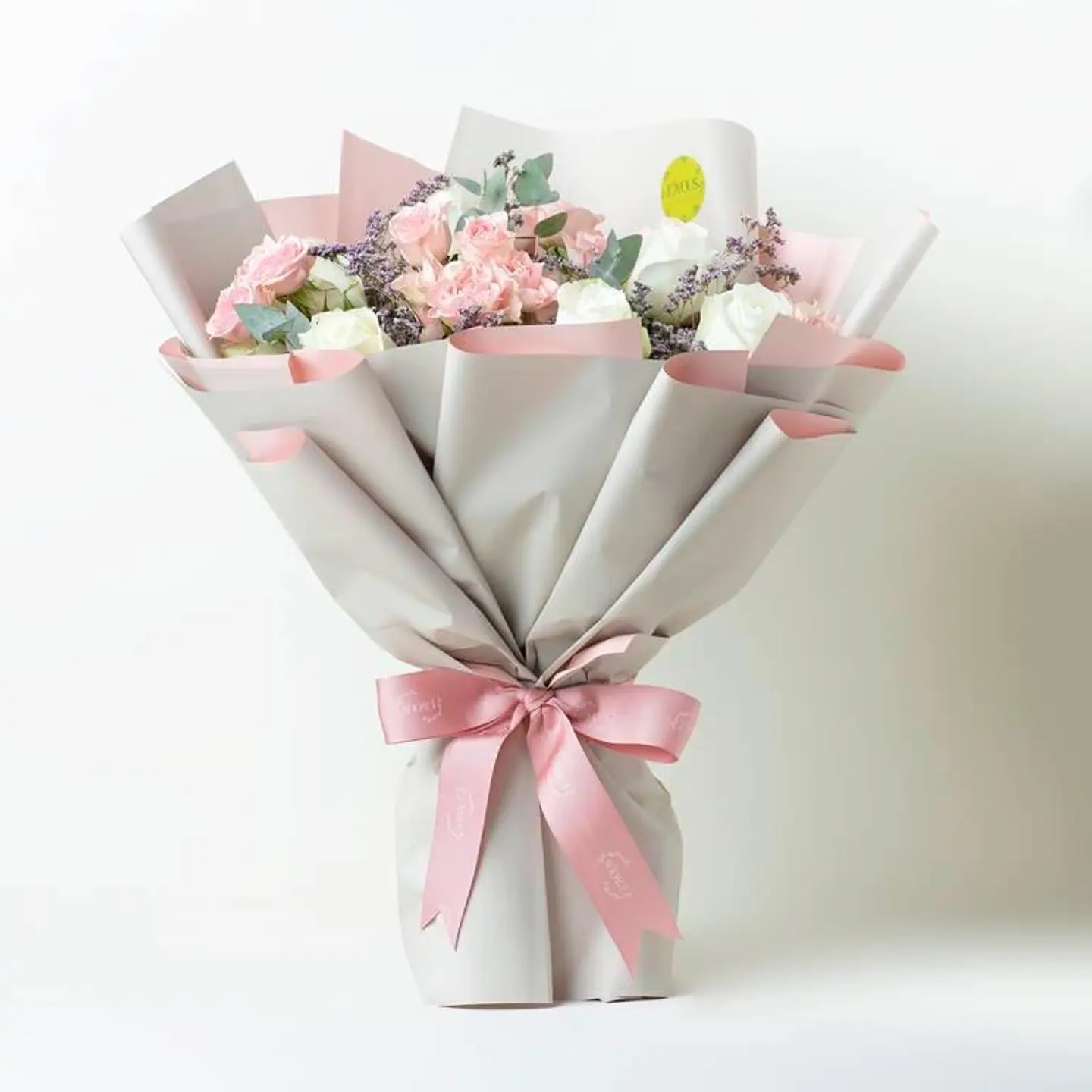 بوكيه ورد جوري وبيبي روز