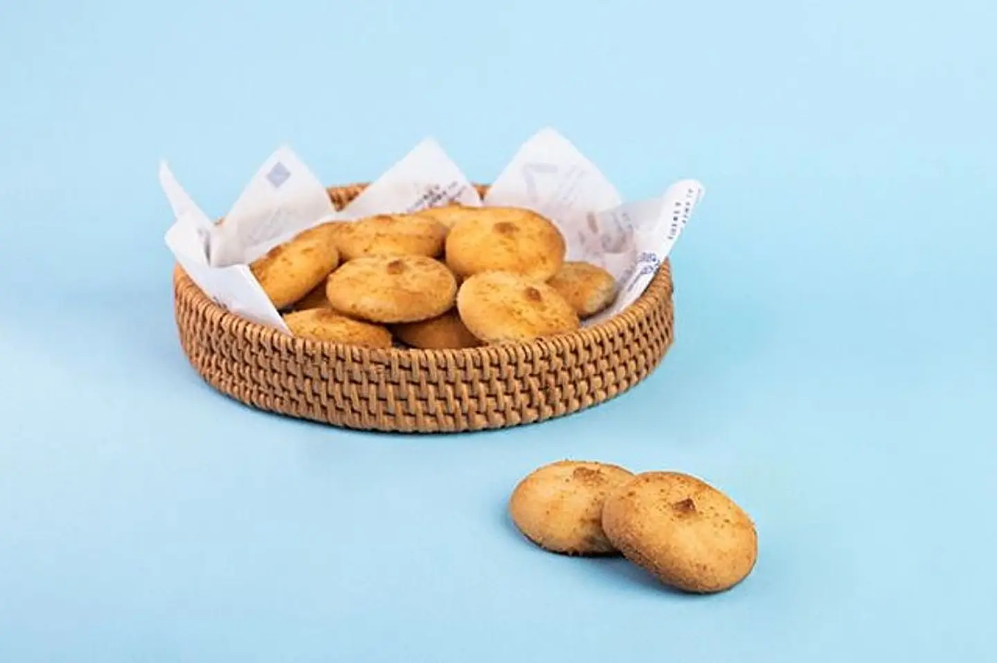 بيسكريم لوتس علبة