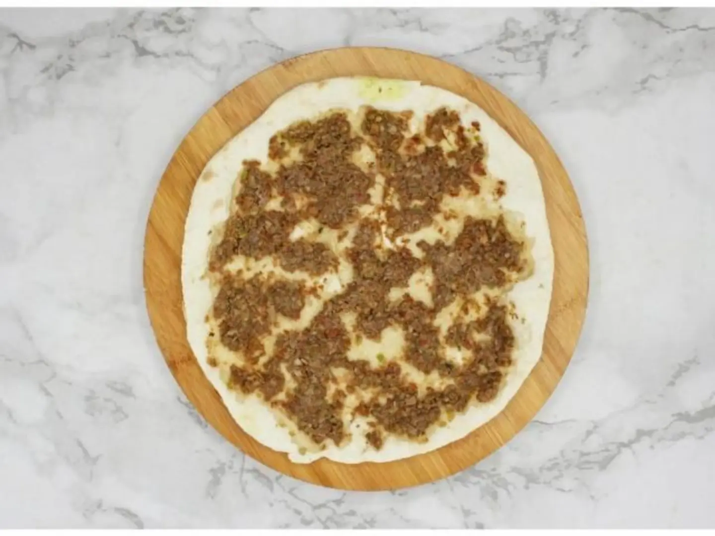 لحم بالعجين