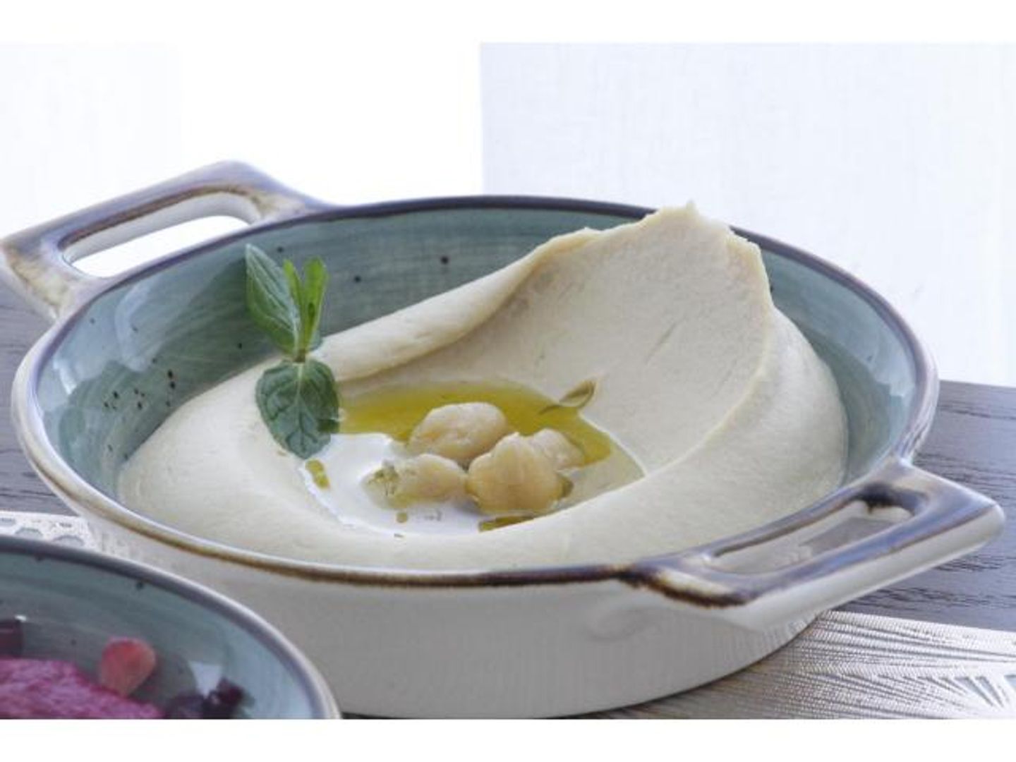 حمص طحينة