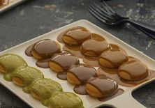 بان كيك ملكي وفراولة