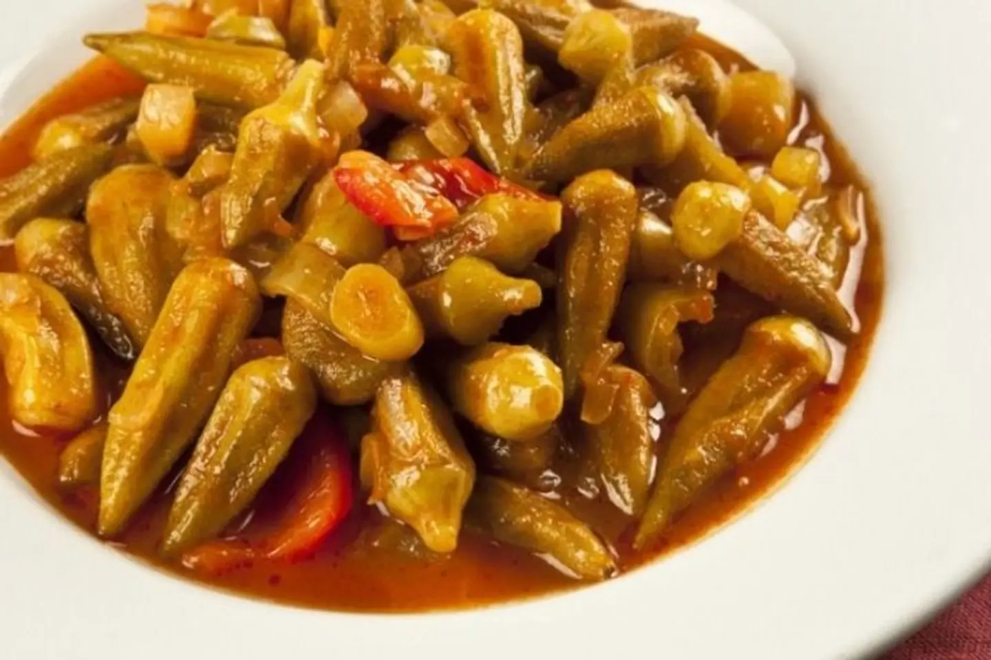 ايدام باميا