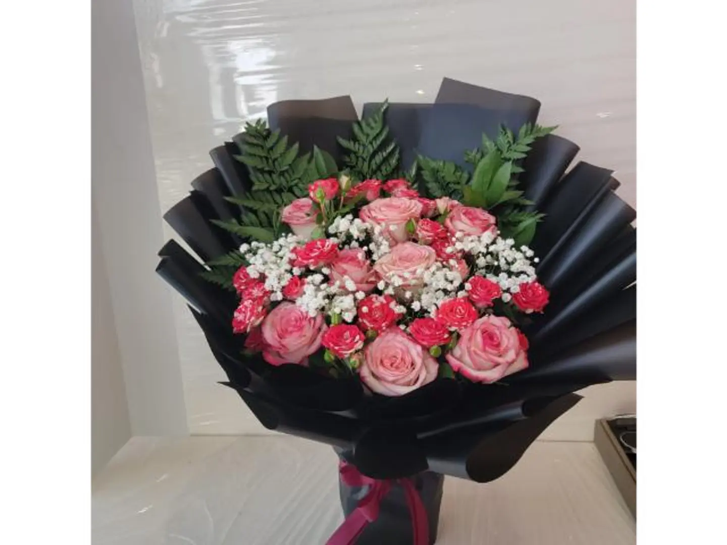 Red Rose Bouquet With Plaster