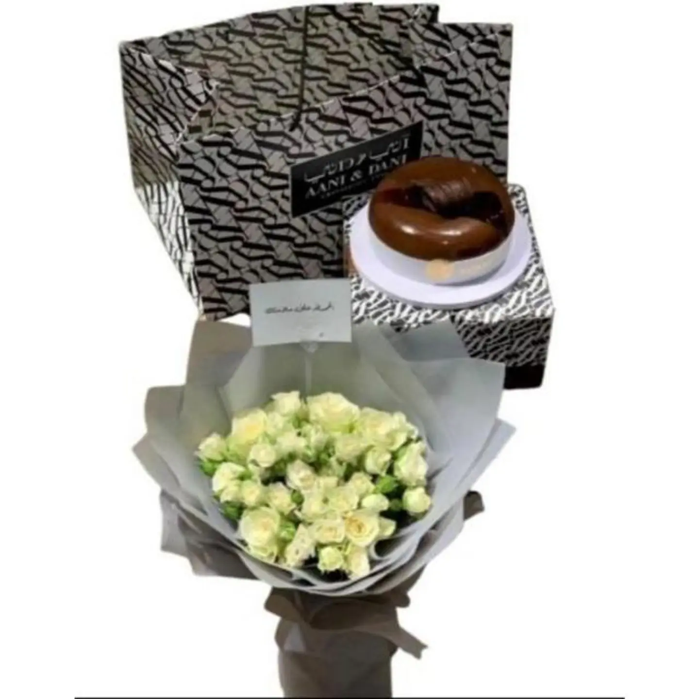 تنسيق -‏من نورِ عينيكِ طلّ الصبحُ مبتسمًا ولحسنِ ثغركِ غنّى الكونُ ألحانا♥️