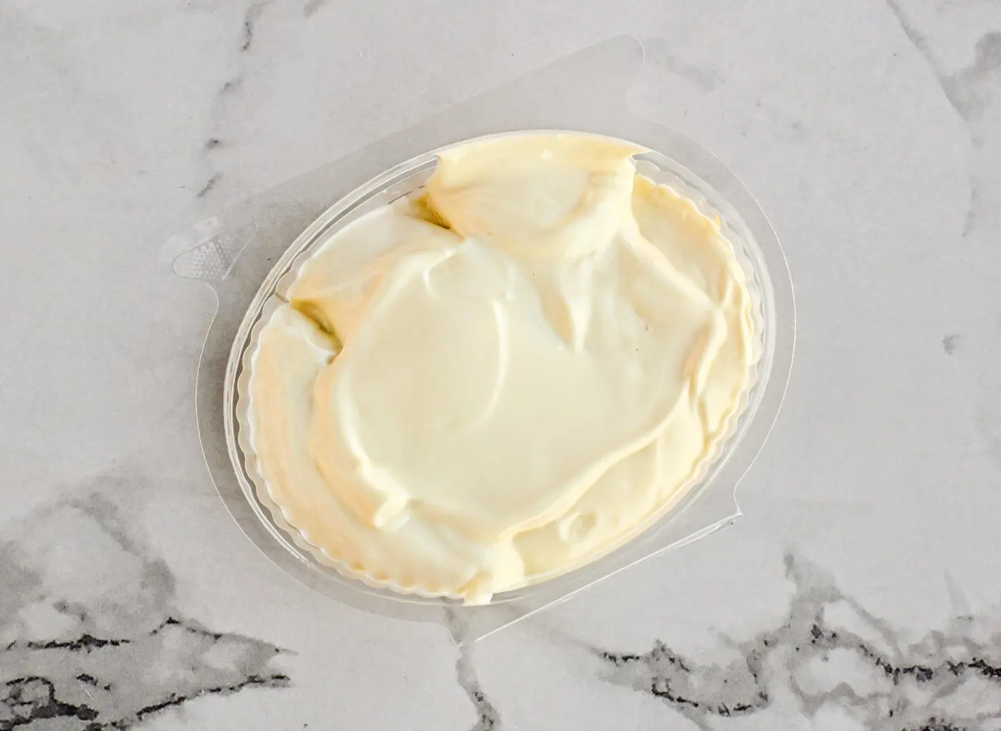 جبن ابيض سائل