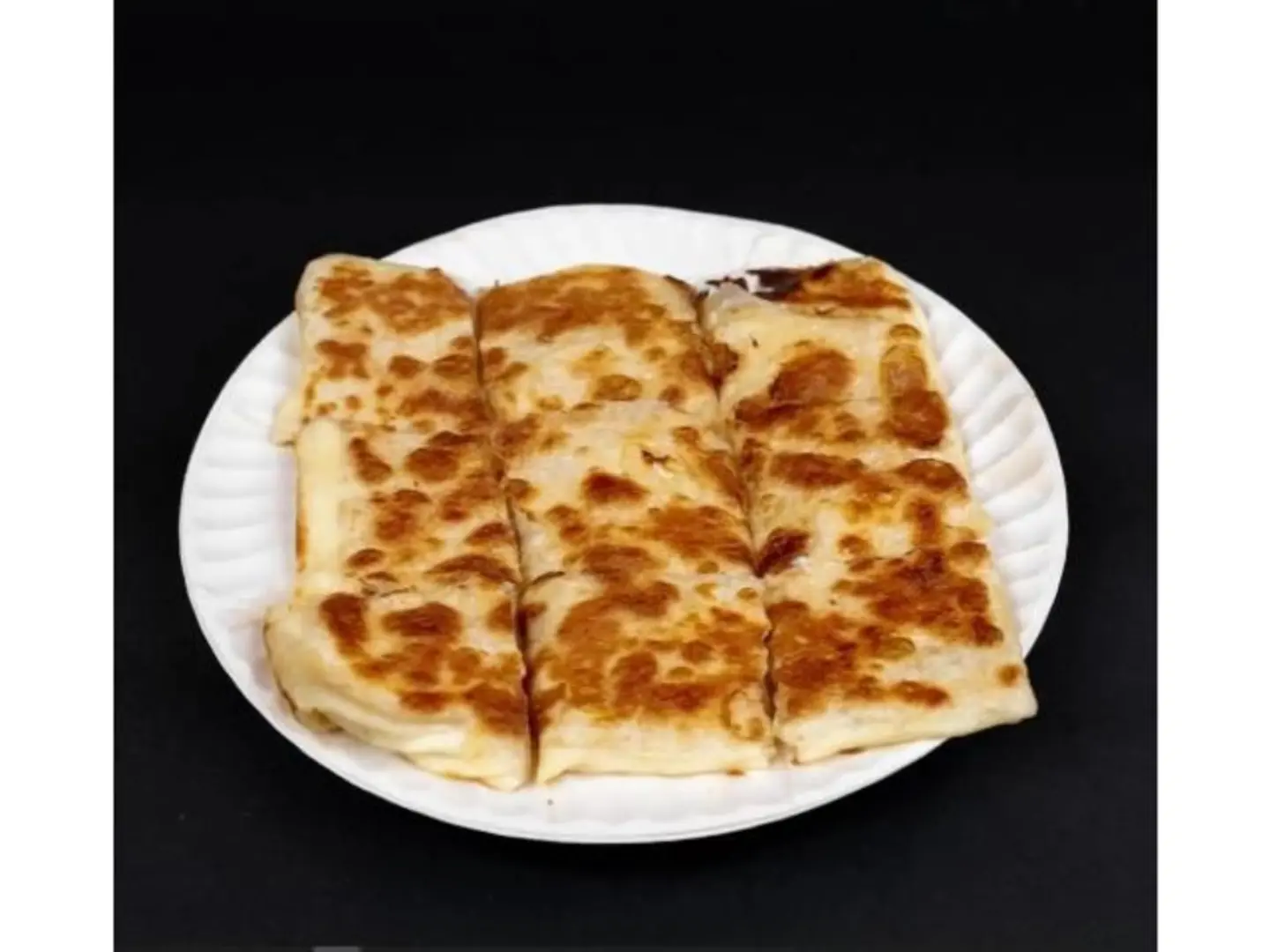 مطبق نقانق جبن