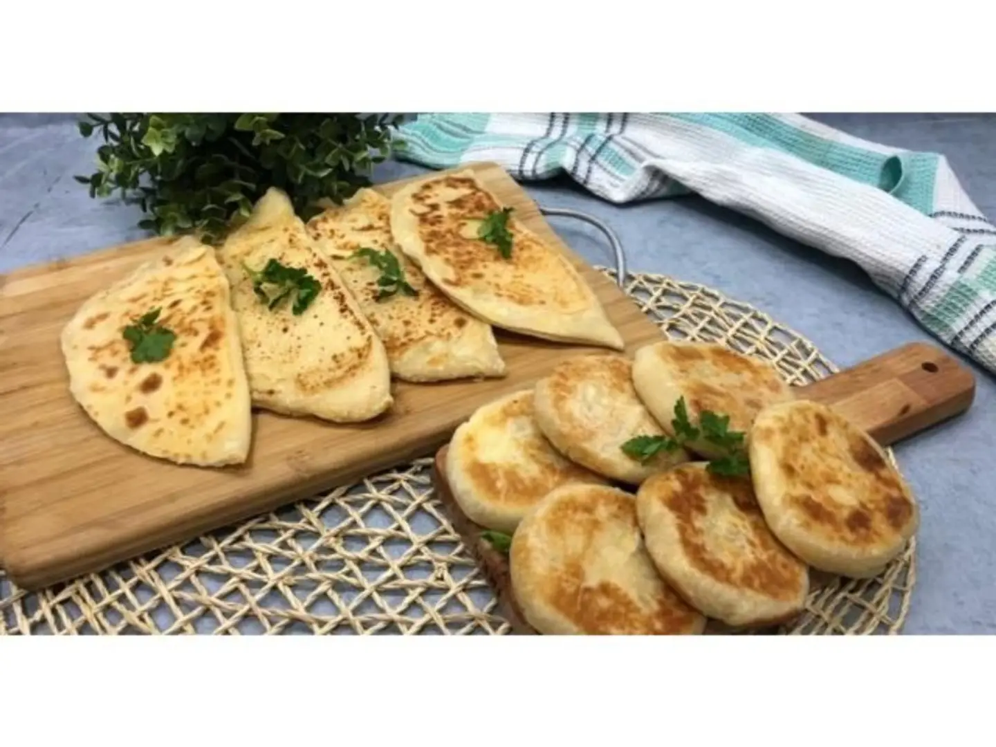 جبن موزاريلا