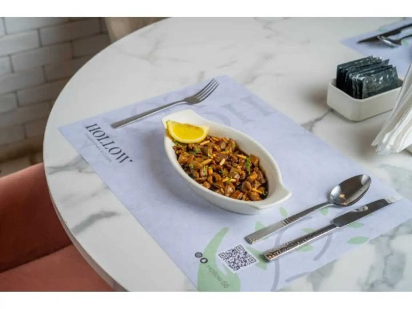 رأس عصفور دبس الرمان