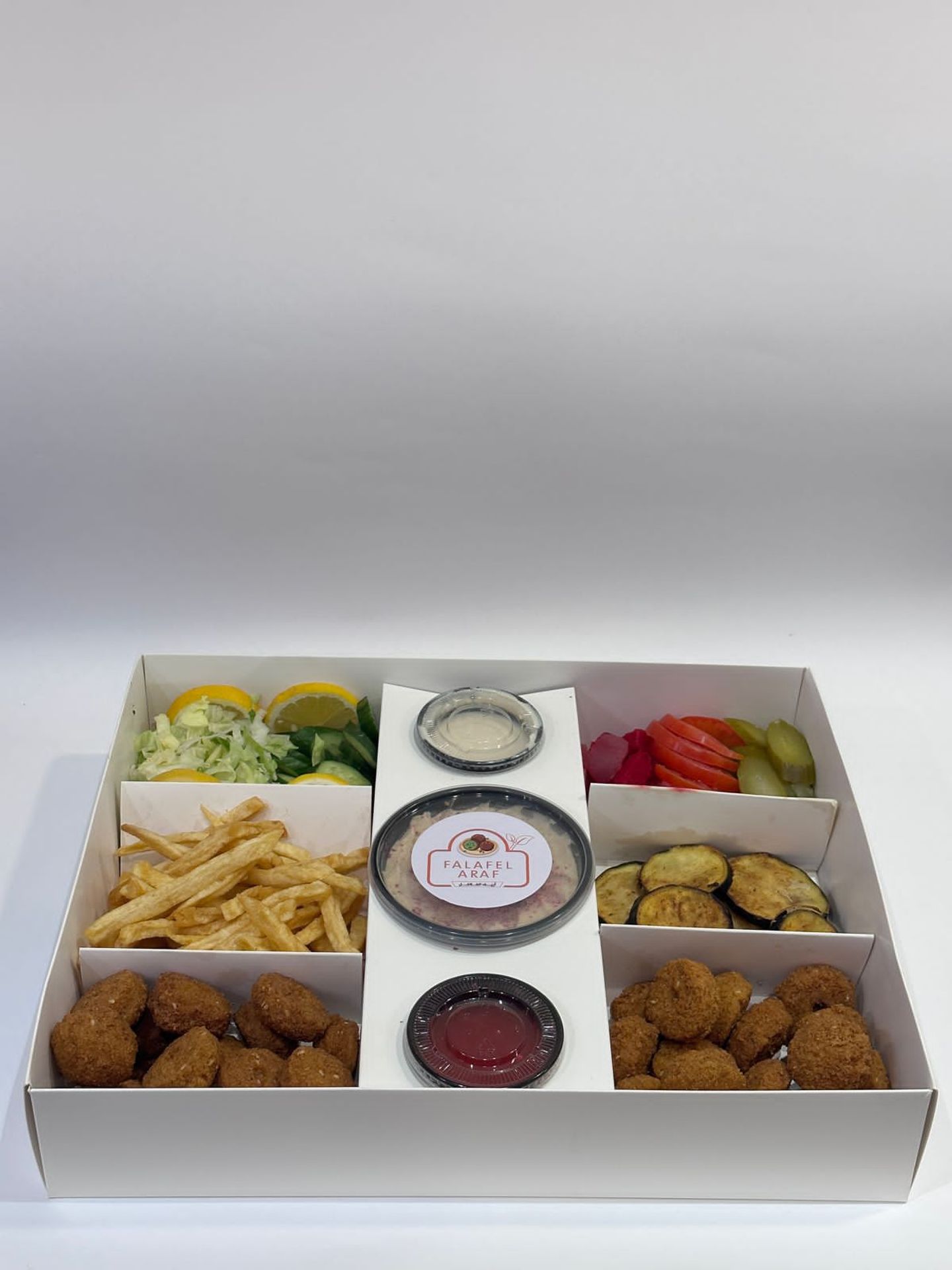 Medium Mixed Falafel Pie Box