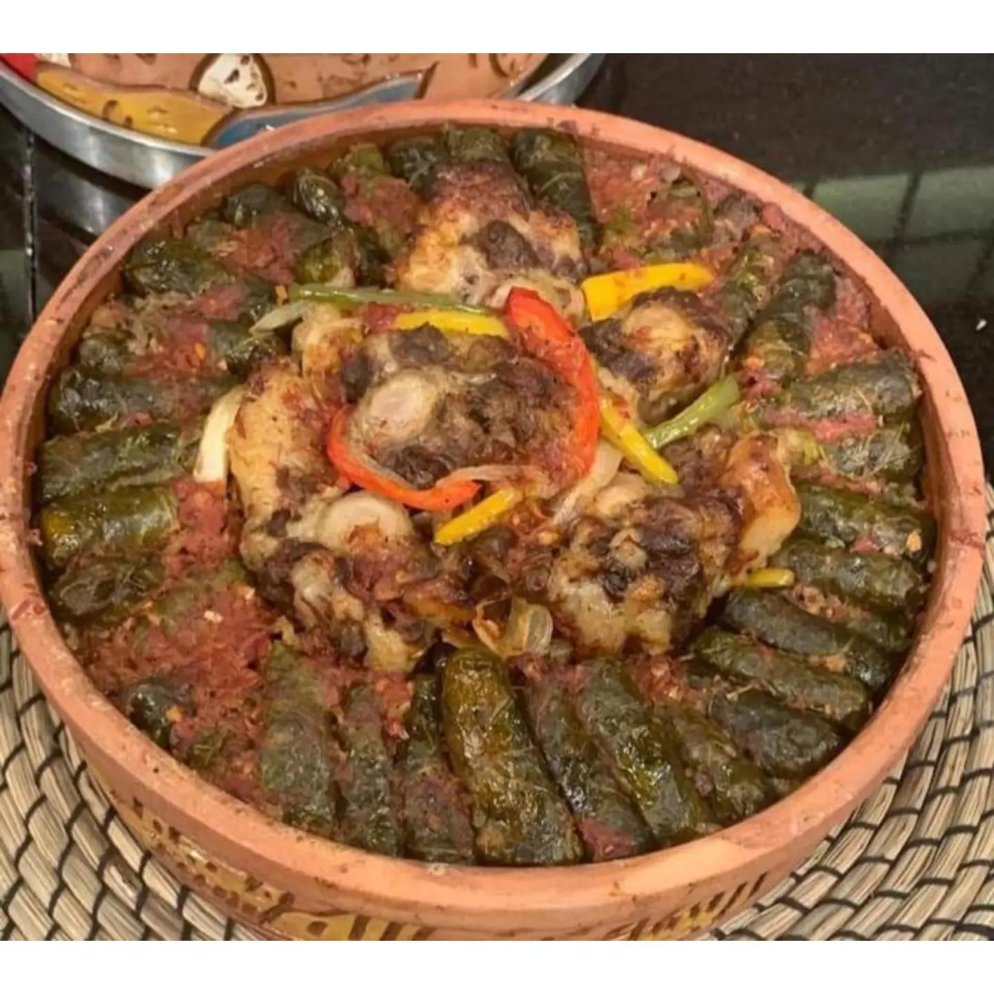 طاجن عكاوى مع ورق العنب