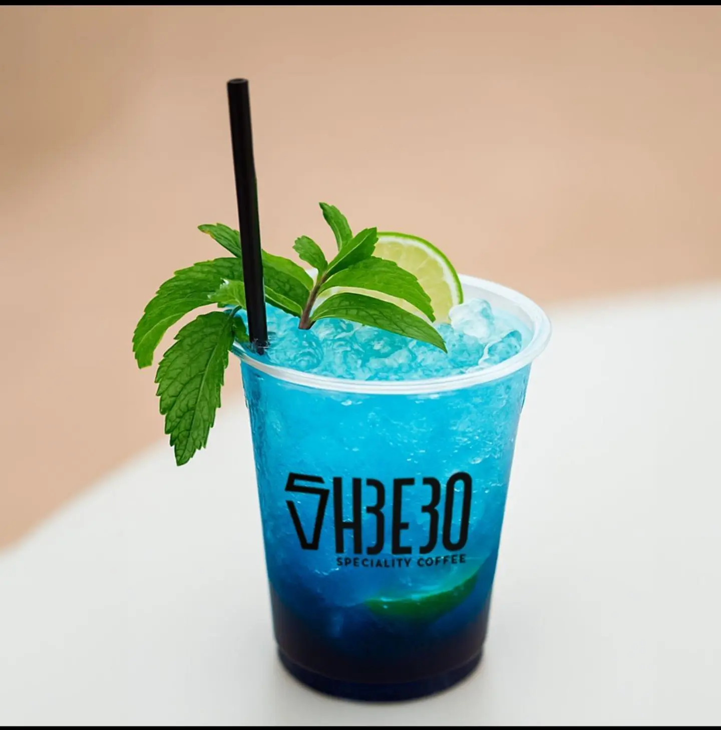 Blue Sea Breeze Mojito