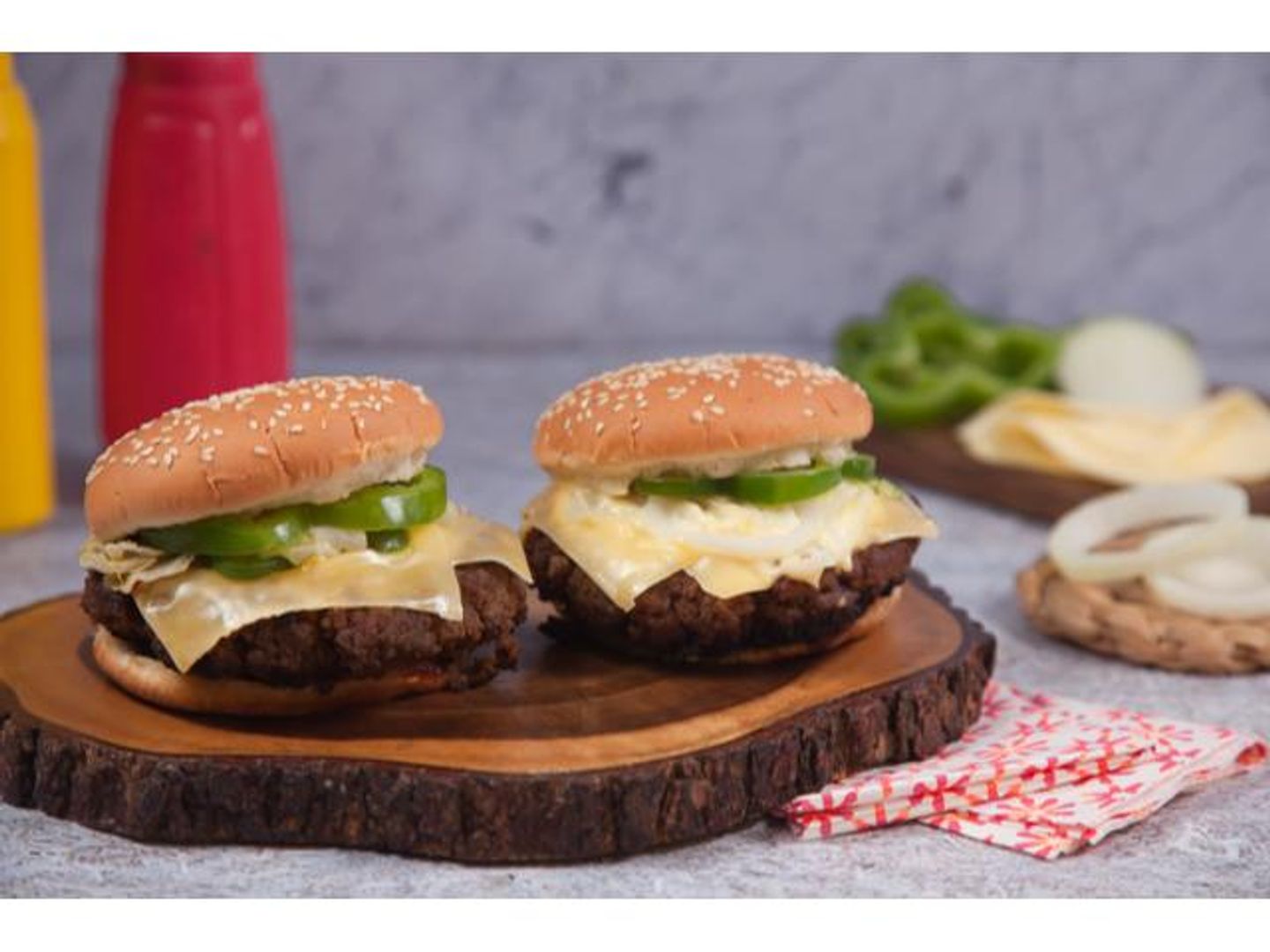 Cheese Beef Burger With Egg