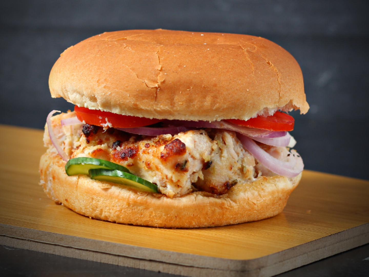 Chicken Tikka Boti Bun Kabab