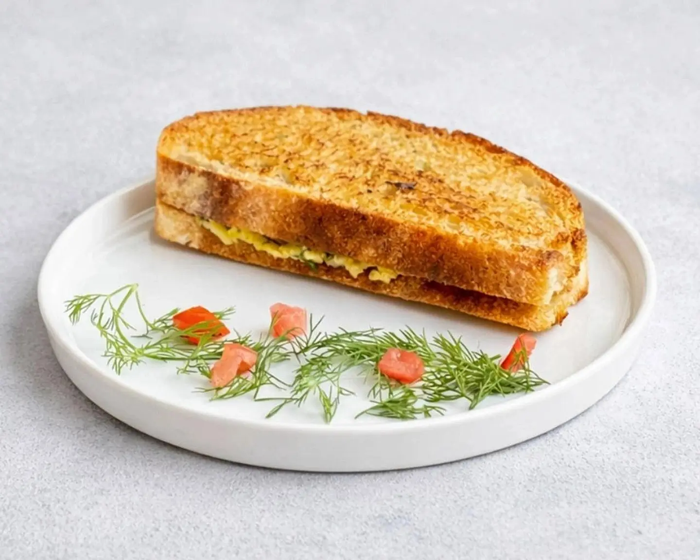 Sverdo Pesto With Cheese