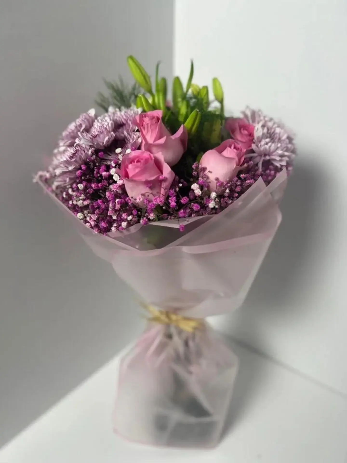 Medium Hand Bouquet Pink