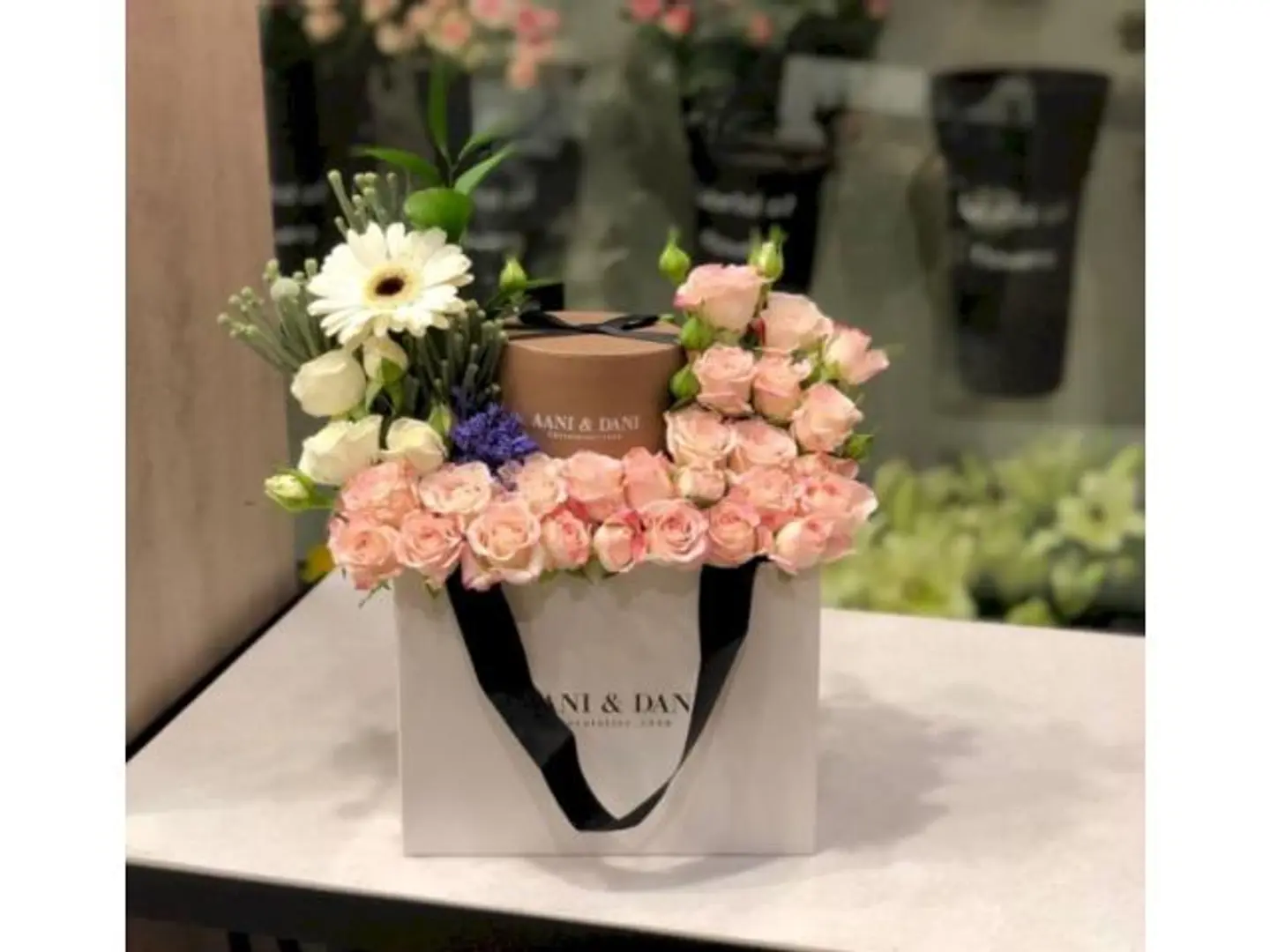 Natural Roses With Chocolate