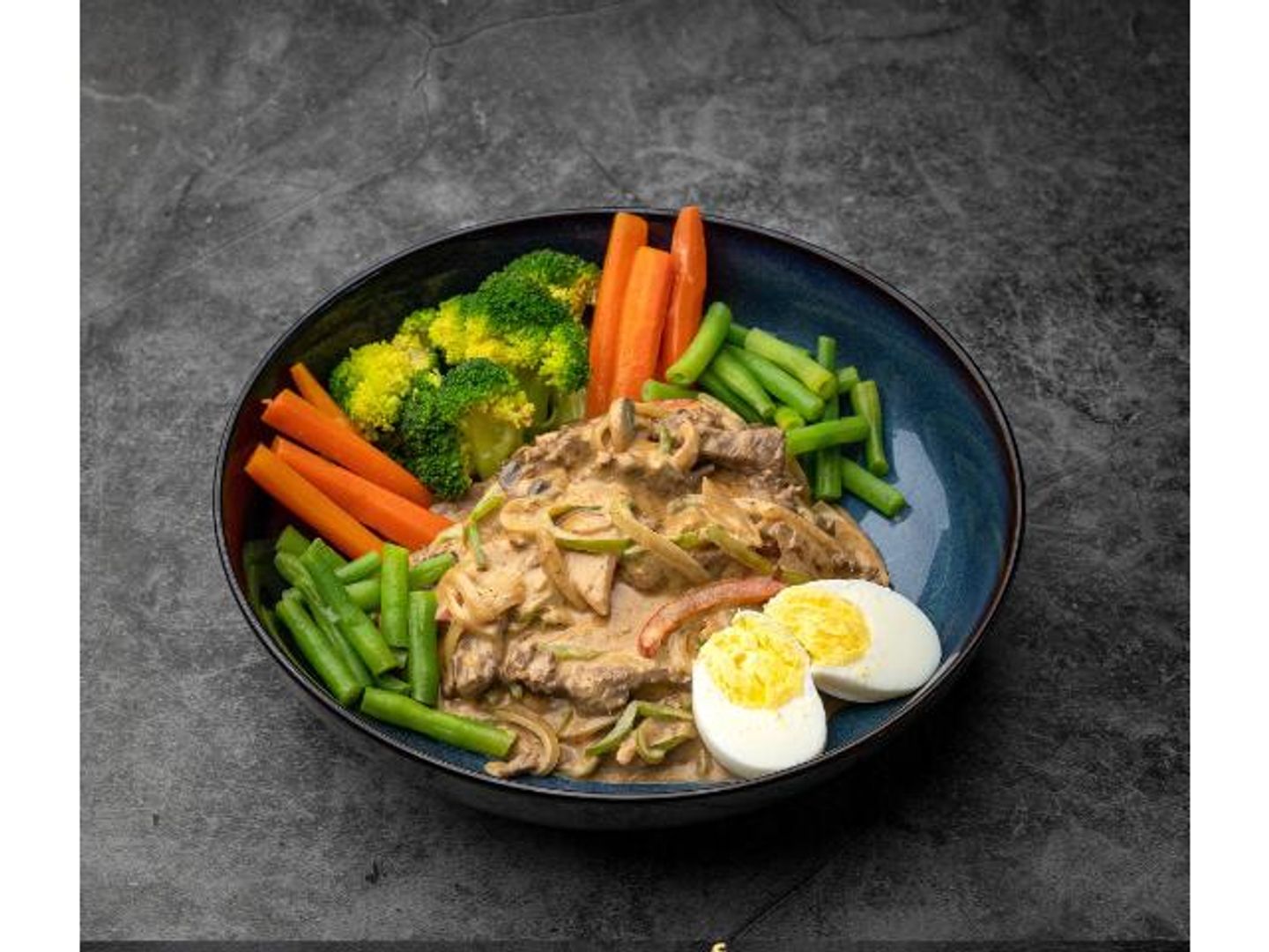 Beef Stroganoff And Steamed Vege.
