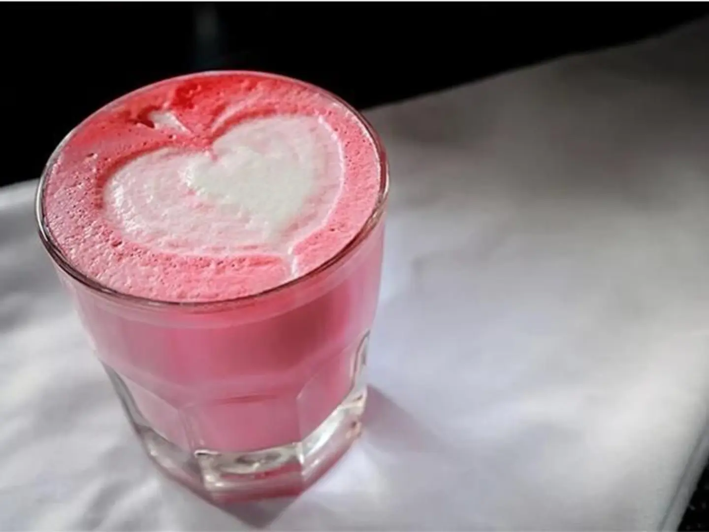 رد فلفيت لاتيه - صغير