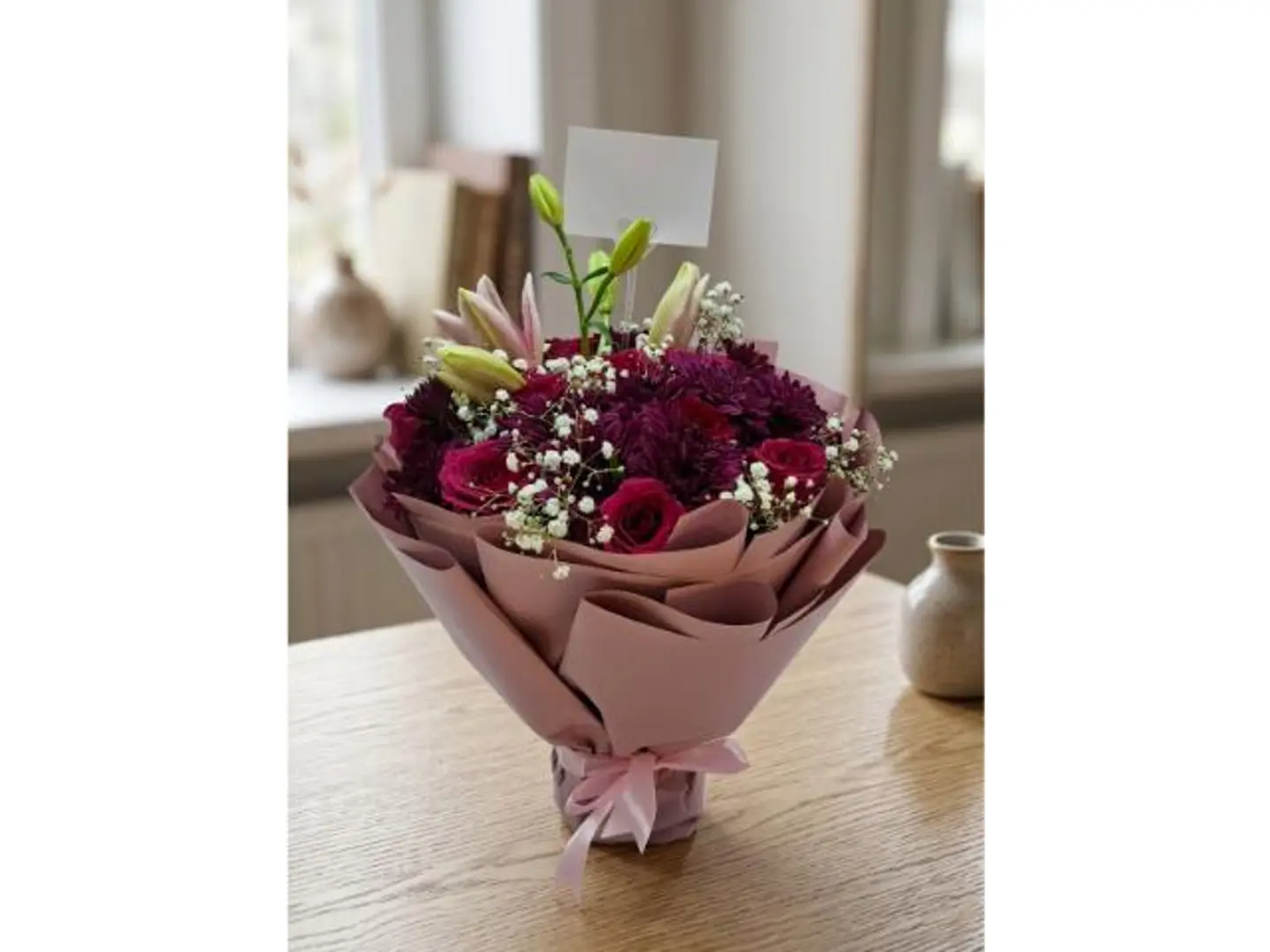 Elegant Base Flower Bouquet