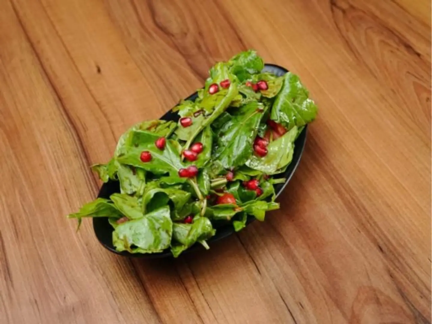 Arugula And Pomegranate Salad