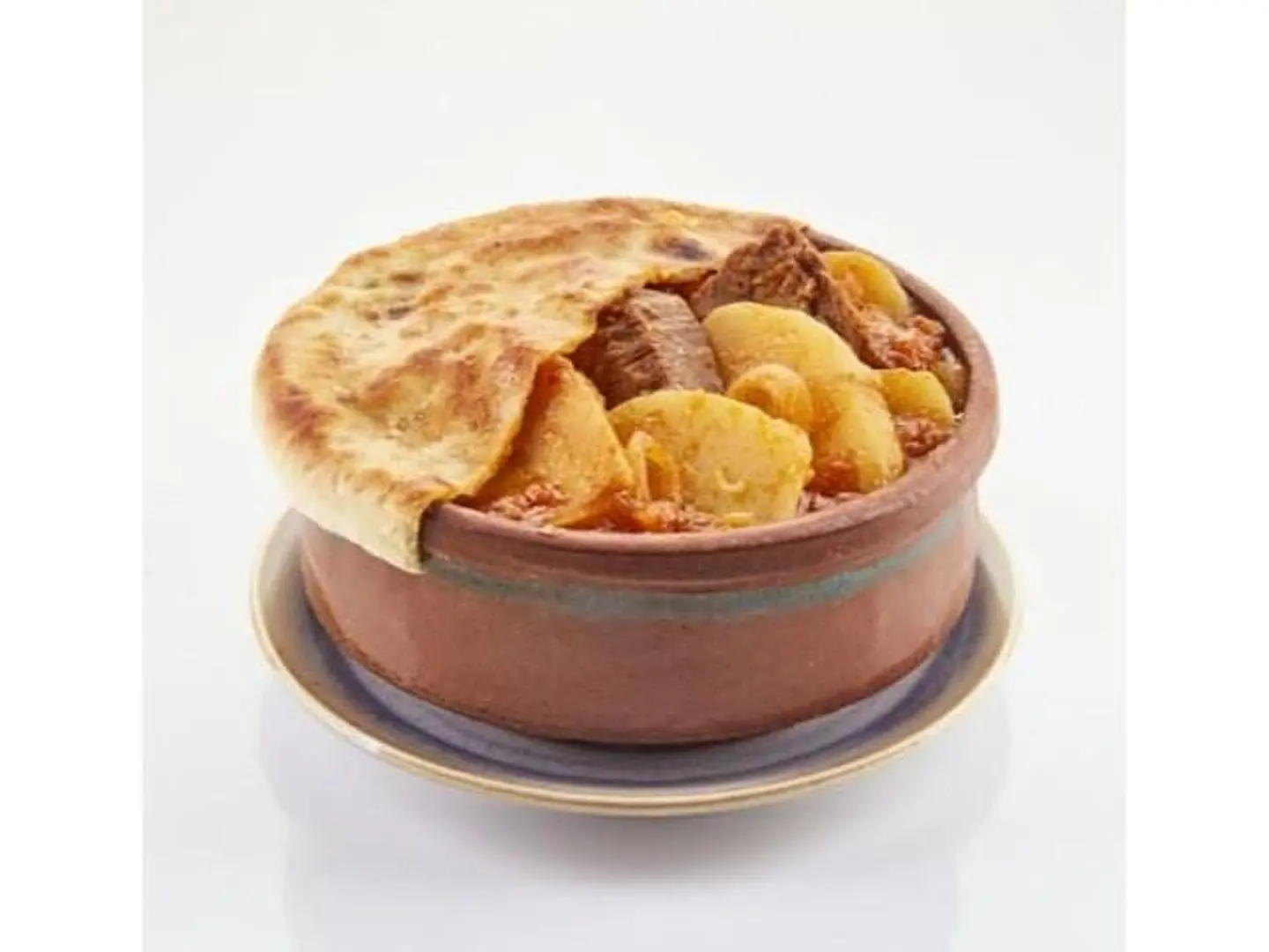 طاجن بطاطس باللحمة