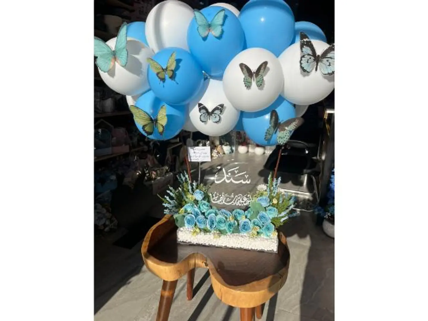 ستاند مولود ورد صناعي ١٢