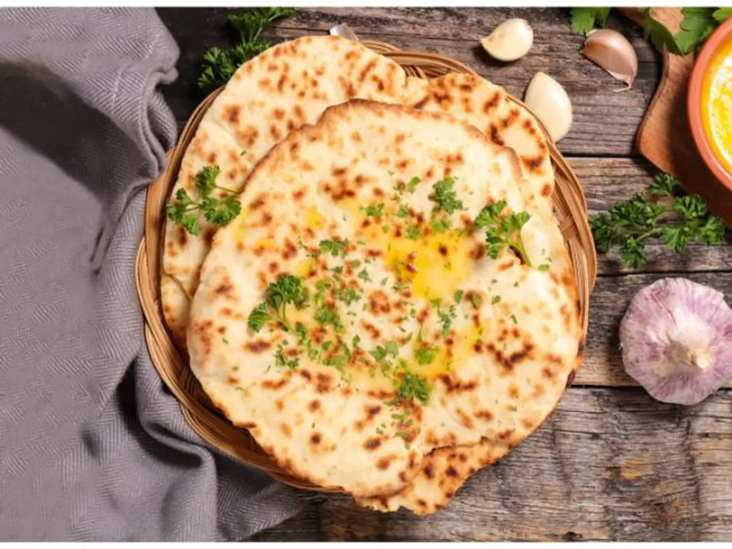 نان بالثوم