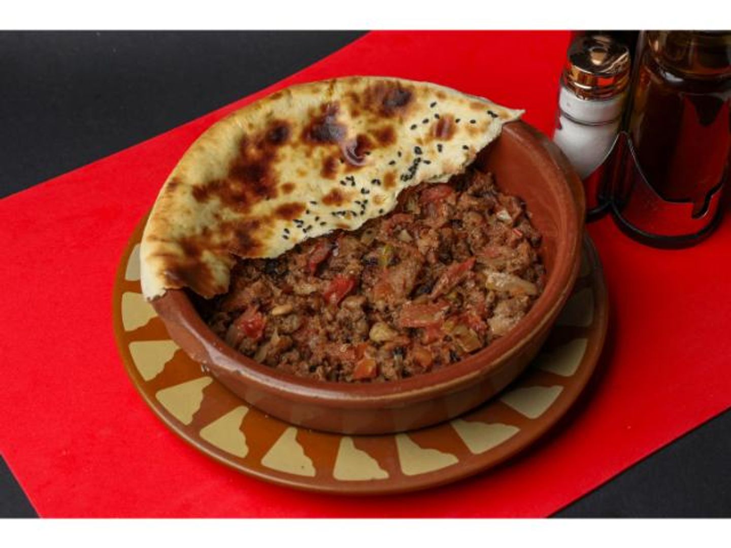 Beef With Tomato Sauce
