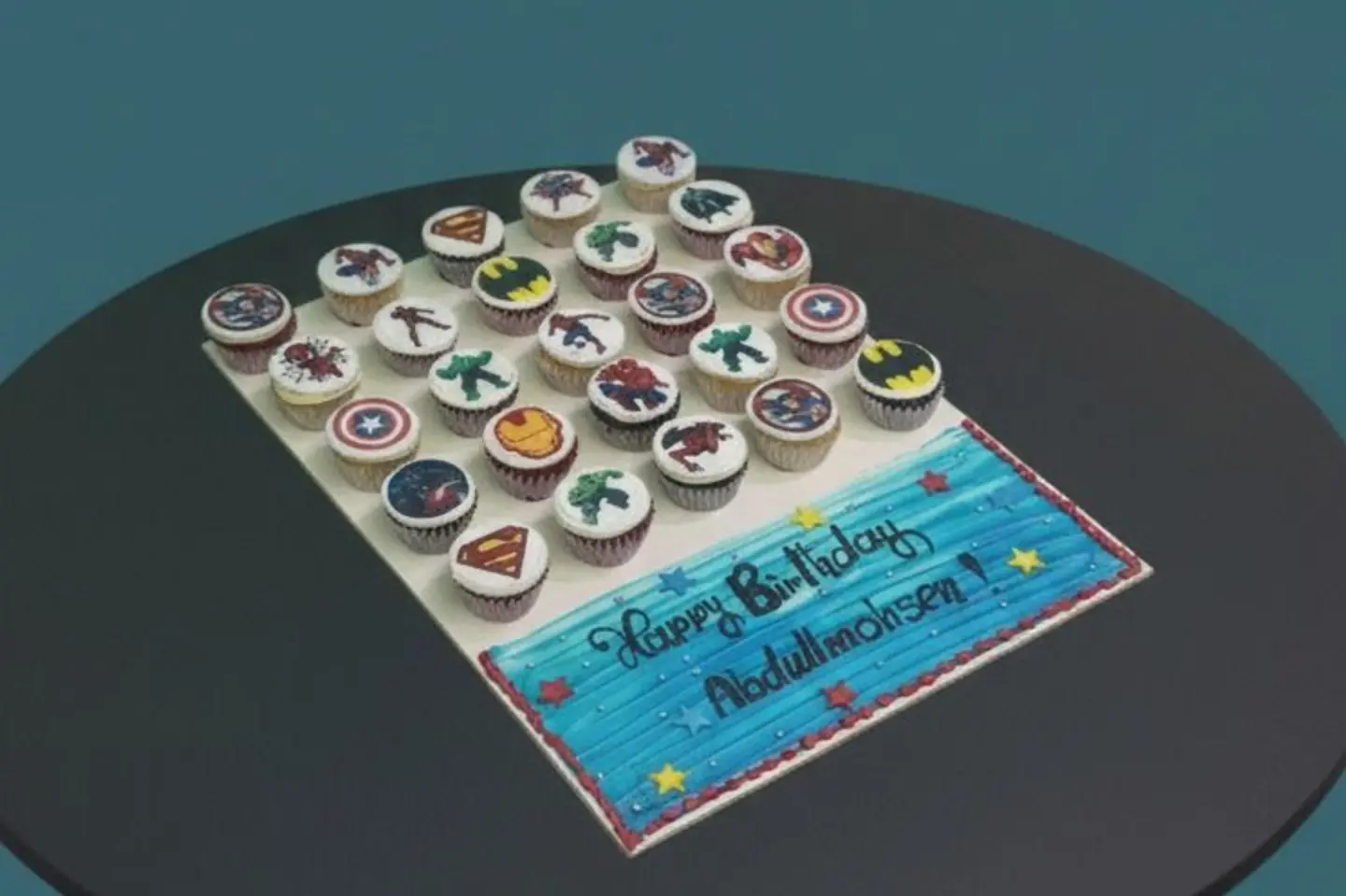 Super Heroes Cupcakes