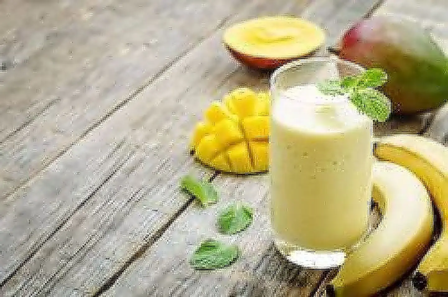 Banana And Mango Smoothie
