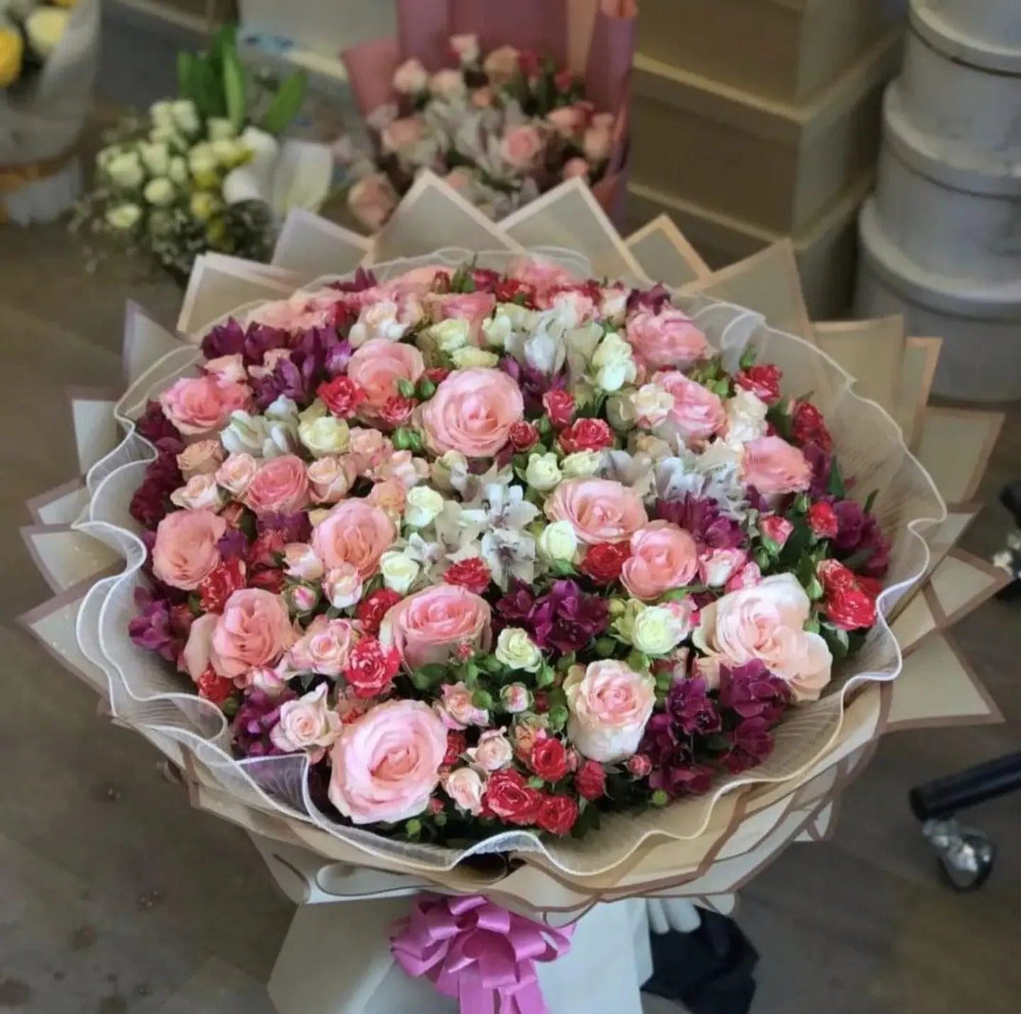 بوكيه كبير جوري وبيبي روز