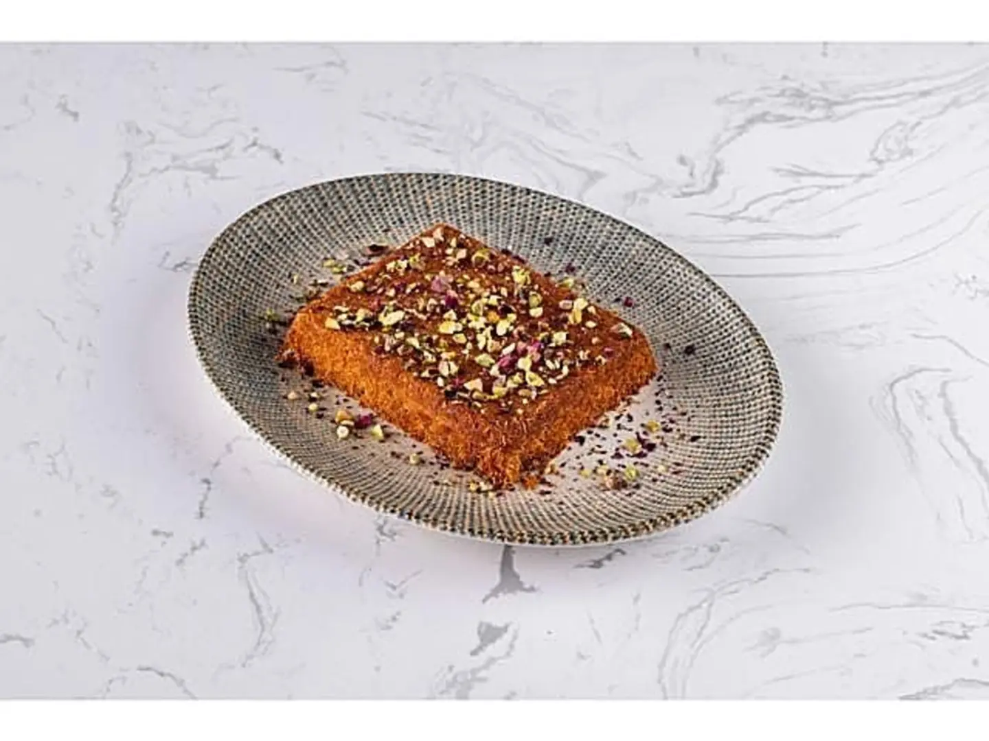 Kenafa With Lotus And Lavande Syrup