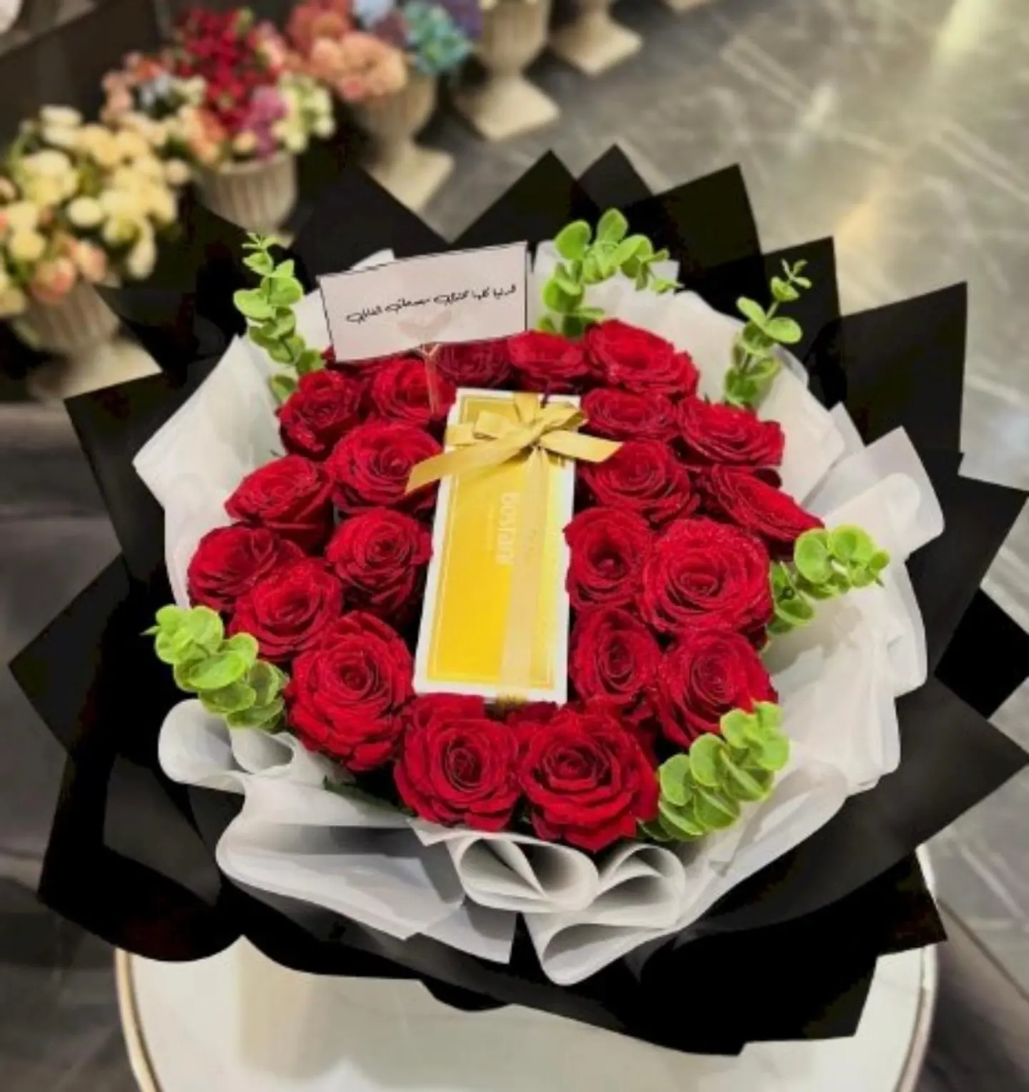 تنسيق ورد مع شوكلاتة بستاني 13