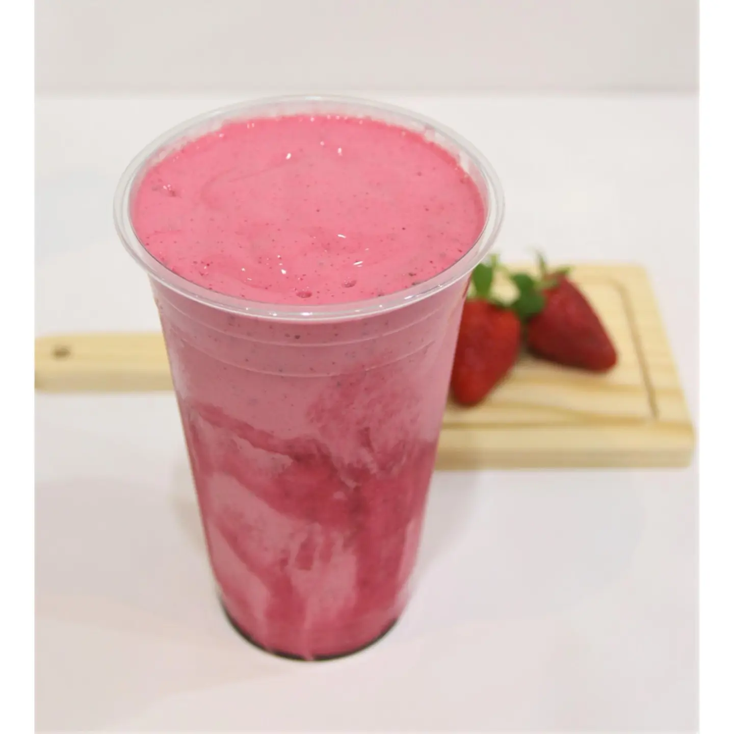 عصير فراولة حليب