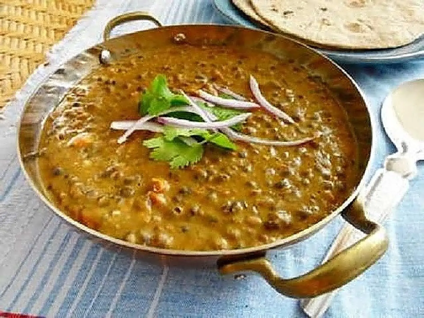 البنجابية دال مخني