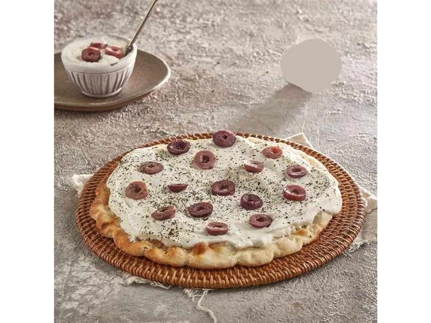 Labnah With Olives