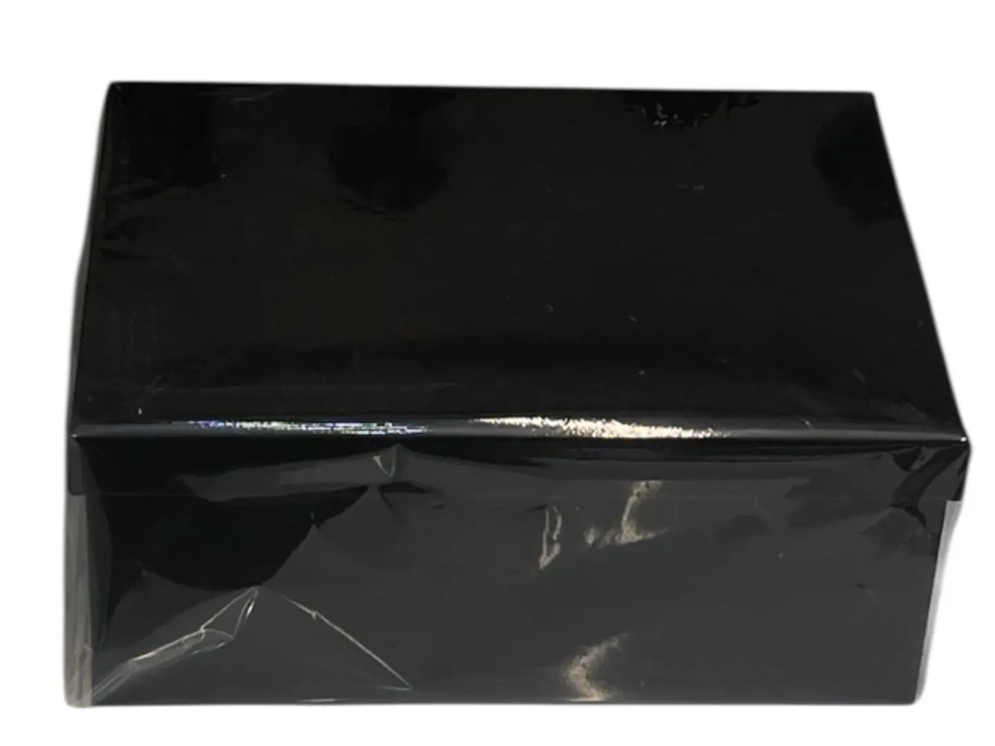 بوكس اسود كبير